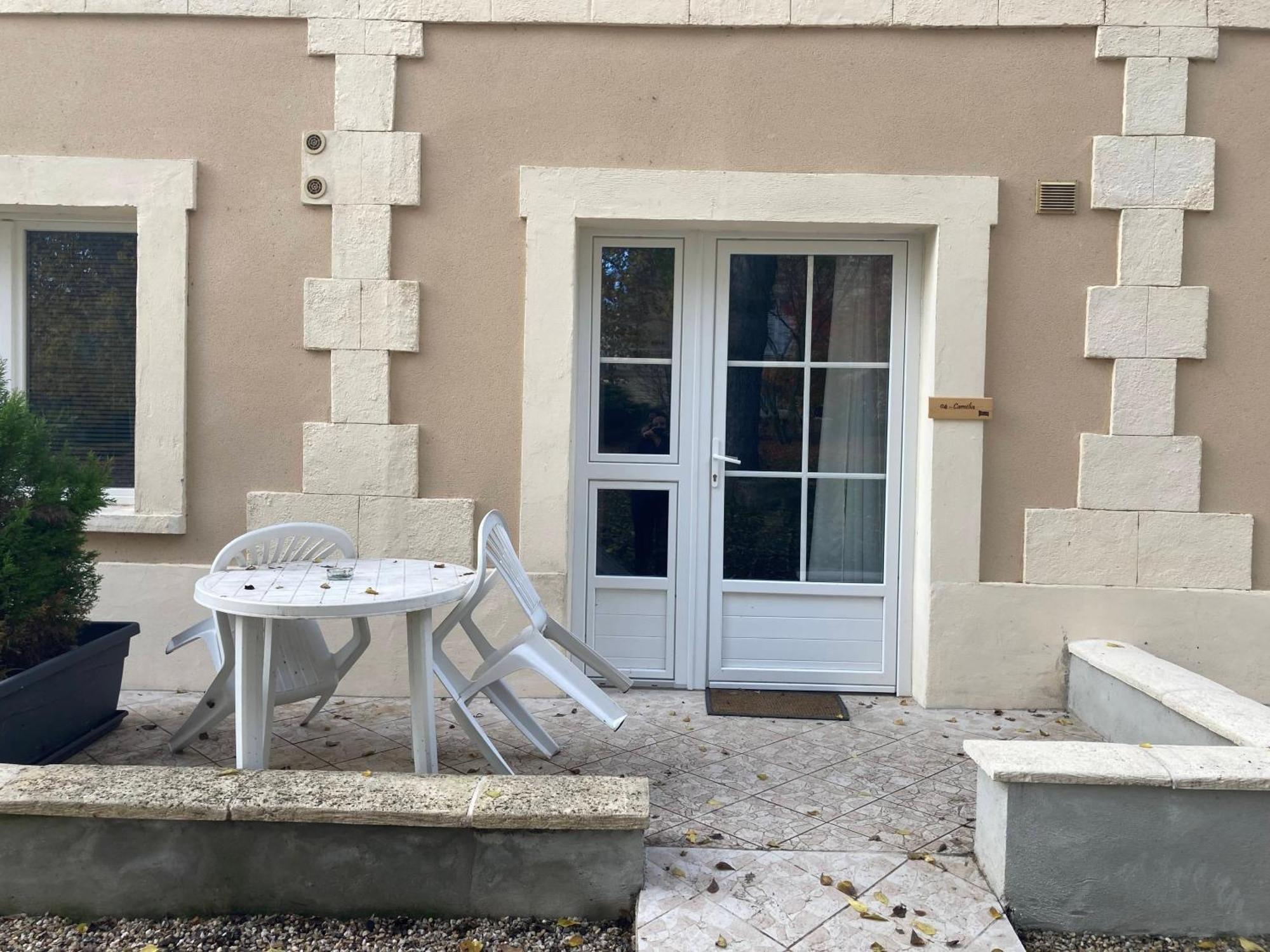 Orangerie Du Chateau Marith - Domaine Avec Piscine Clairac  Room photo
